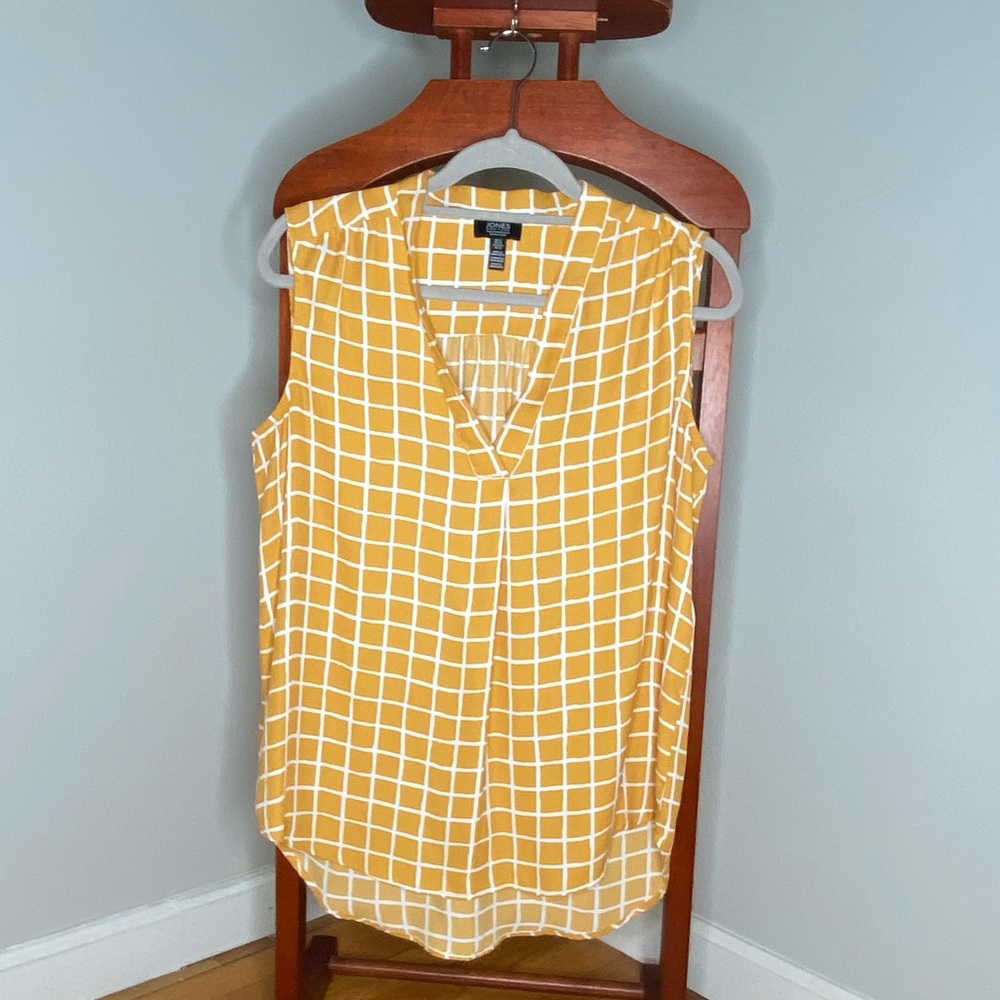 Jones New York Gold and White check blouse